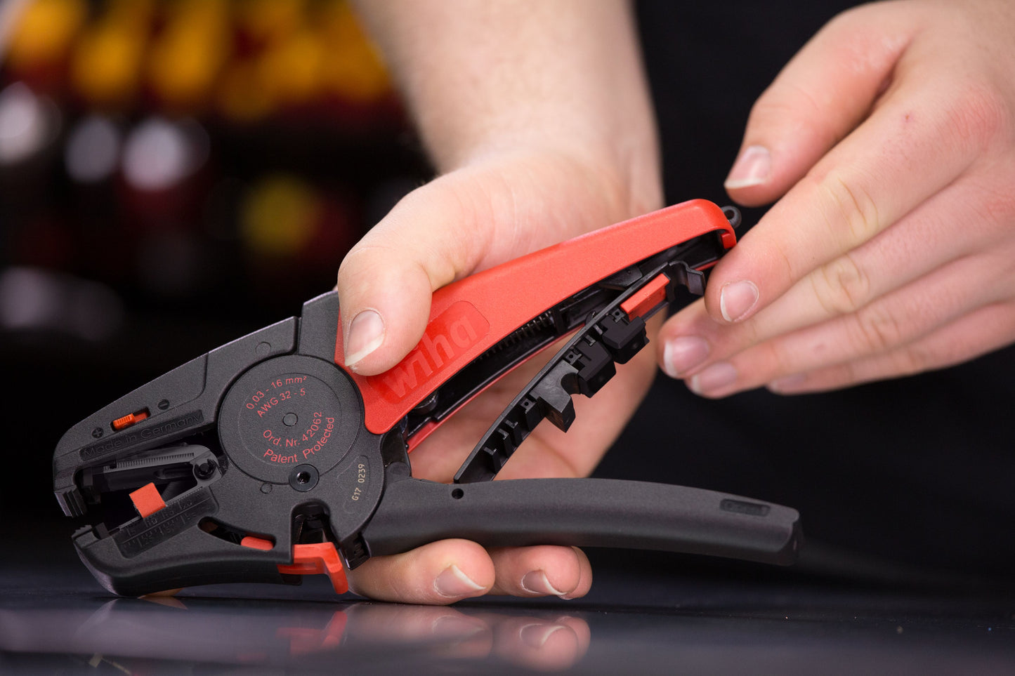 Wiha Stripping Tool 0.03-16mm² (200mm)