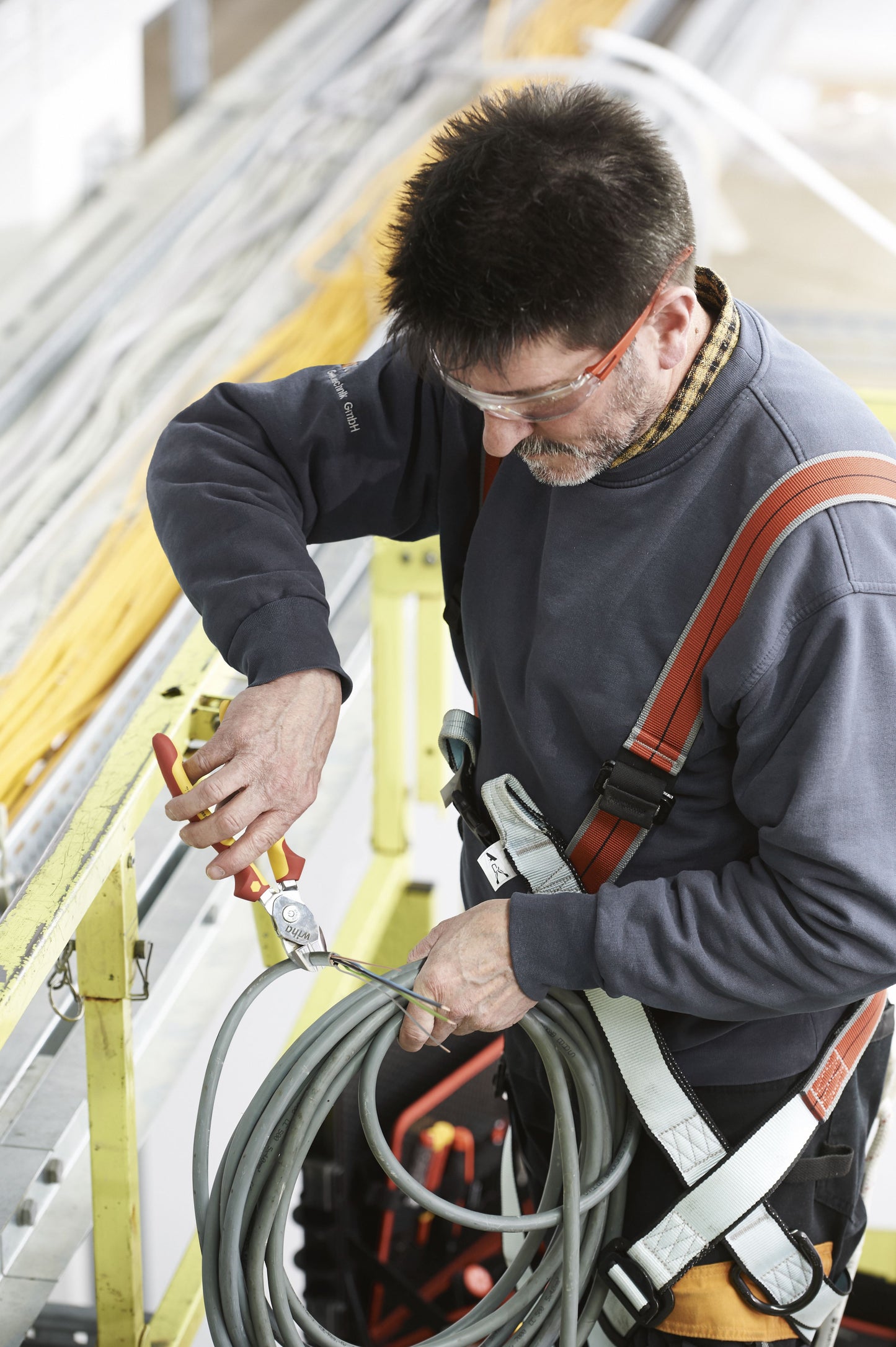 Wiha BiCut® Diagonal Cutter Pliers 200mm / 8"